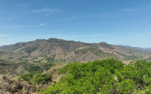 Expansive 41-Hectare Mountain Finca Near Hojancha