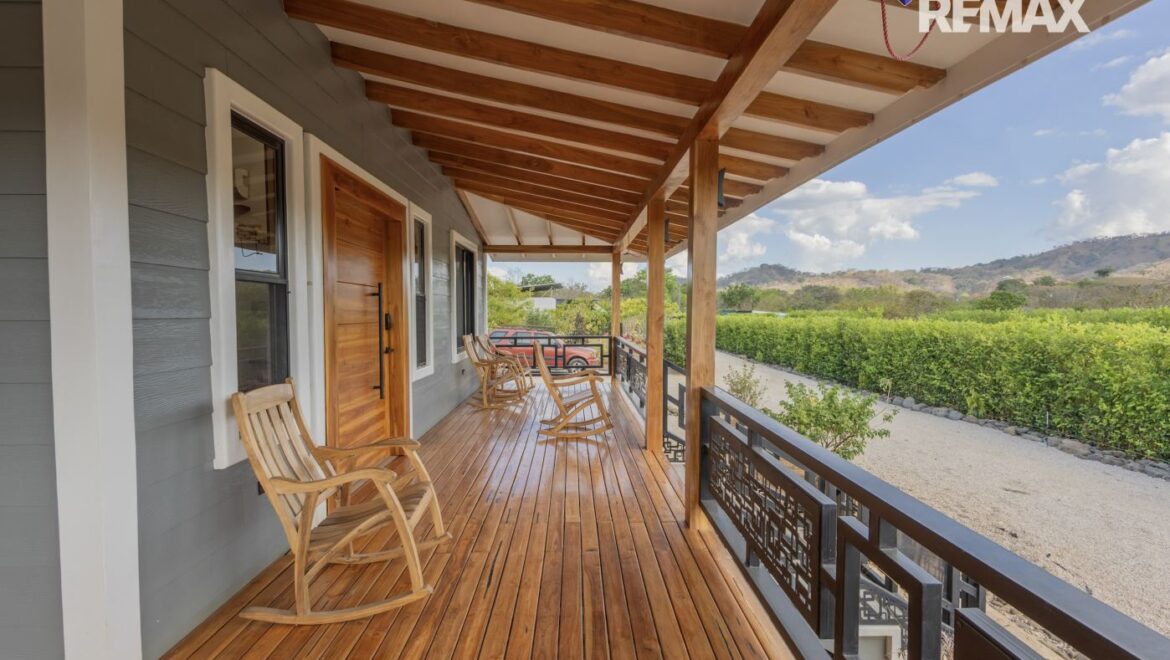 Multi-Unit Property on 2