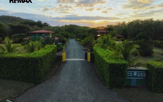 Punta Dakota – Boutique Retreat & Investment Estate Near Playa Coyote | 14 Bedrooms on 2.5 Hectares For Sale