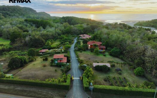 Punta Dakota – Boutique Retreat & Investment Estate Near Playa Coyote | 14 Bedrooms on 2.5 Hectares For Sale