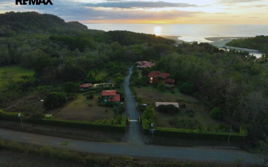 Punta Dakota – Boutique Retreat & Investment Estate Near Playa Coyote | 14 Bedrooms on 2.5 Hectares For Sale